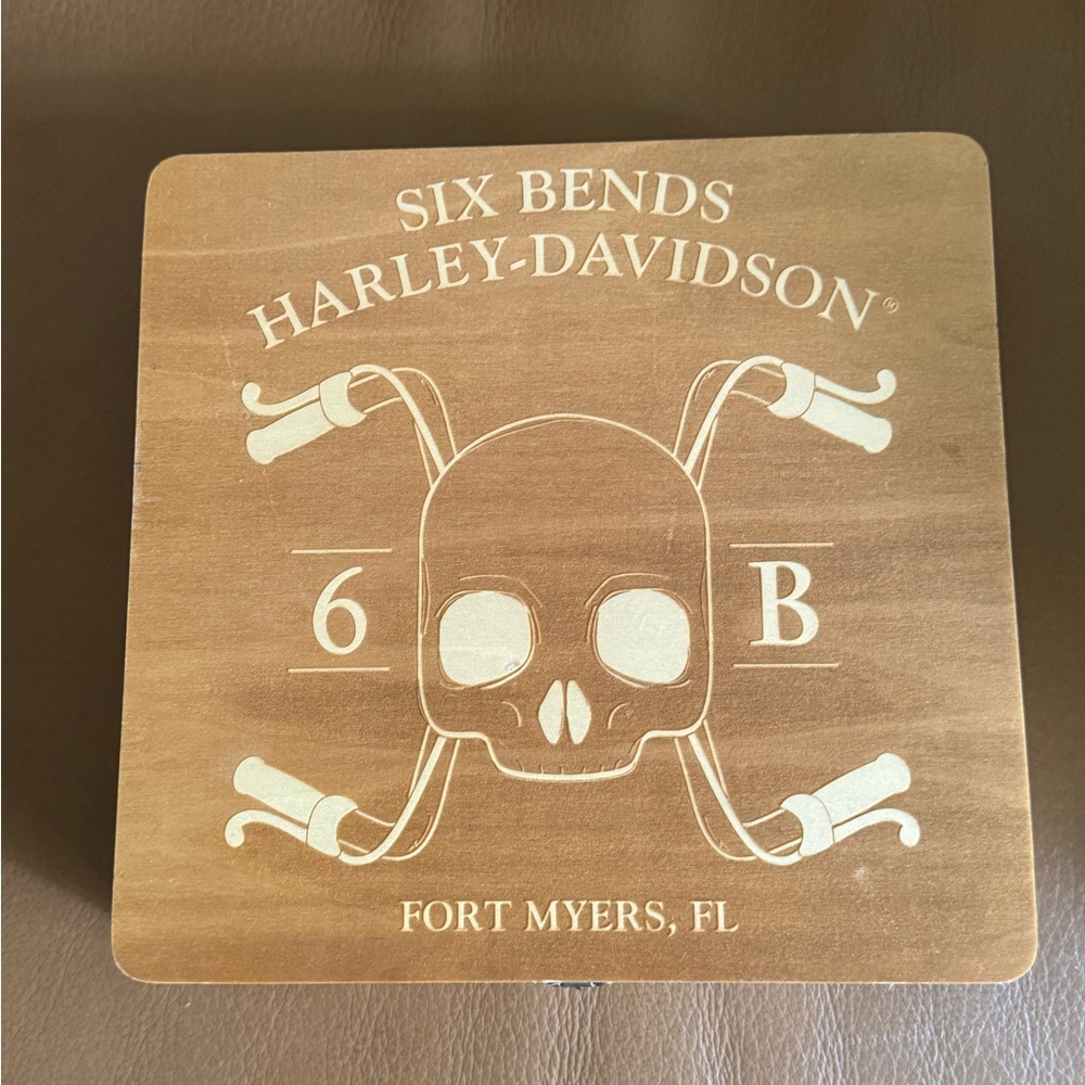 Six Bends Harley-Davidson Cigar Box